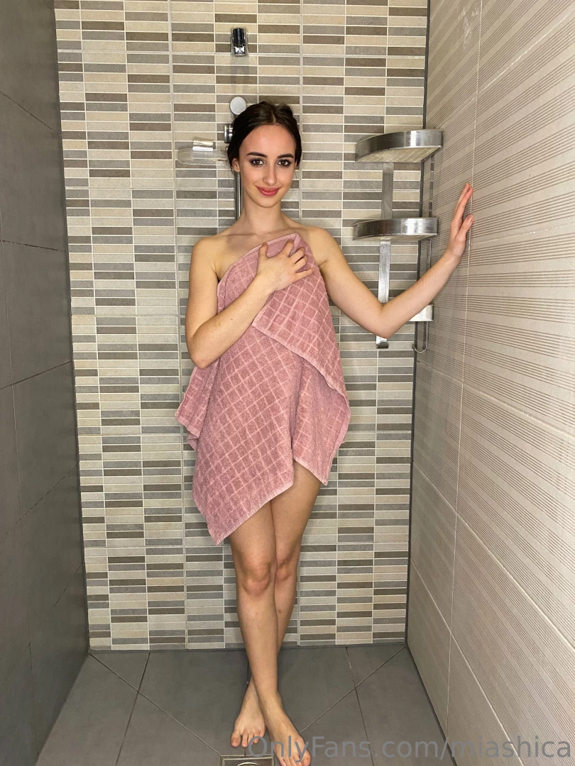 Want to see me in the shower 