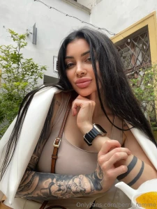 I can t stand gossip i think it s an indicator of an uninteresting