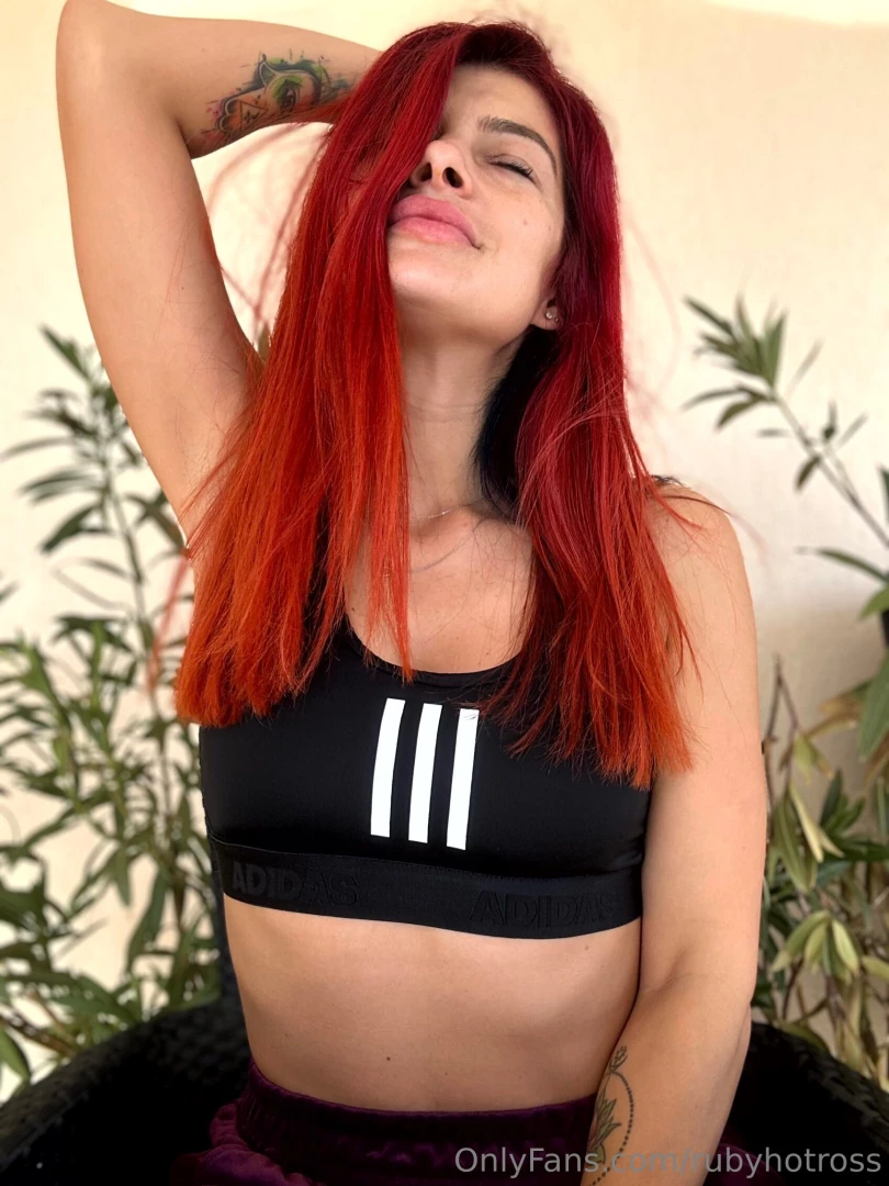 Sport mode and an excess of sexiness wanna know more about me send me 