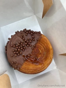 Besides sports i also have a sweet tooth i love chocolate cakes it s