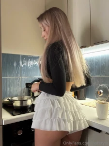 Dinner tonight something that heats up more than just the stove so part 1