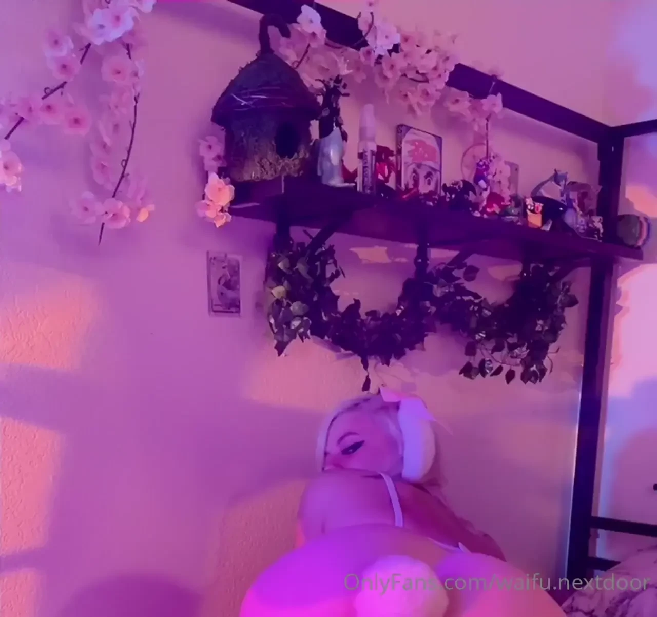 Bunny girl uses a plug amp humps pillow bunny tail butt plug and 