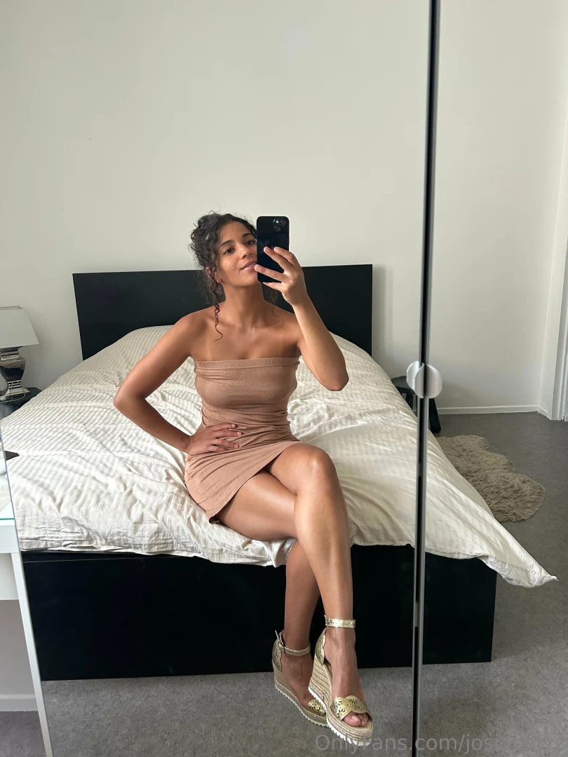 Viens me rejoindre dans mon lit pour passer une nuit torride come join 