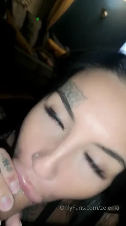 Sloppy blow job in lingerie 