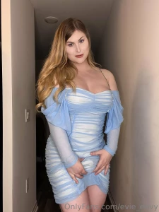 You might feel something growing under my dress while you kiss them part 1