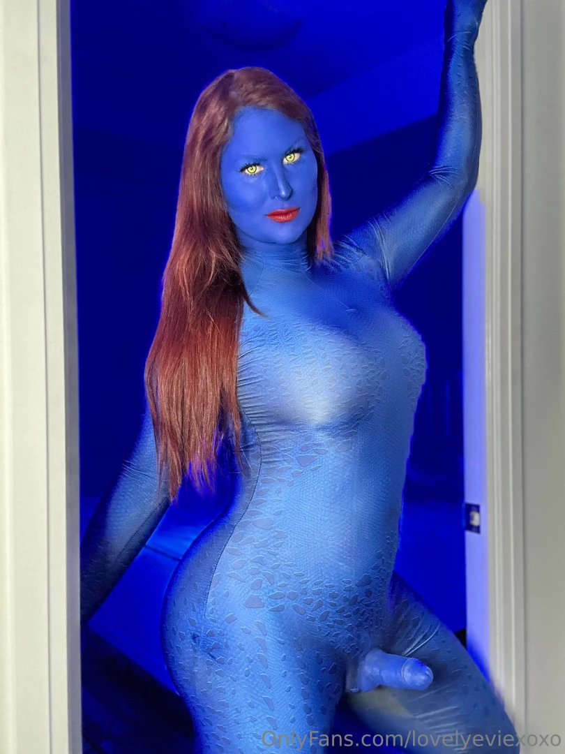 lovelyeviexoxo - Brand new seduced and dominated by mystique mystique has a powerful 