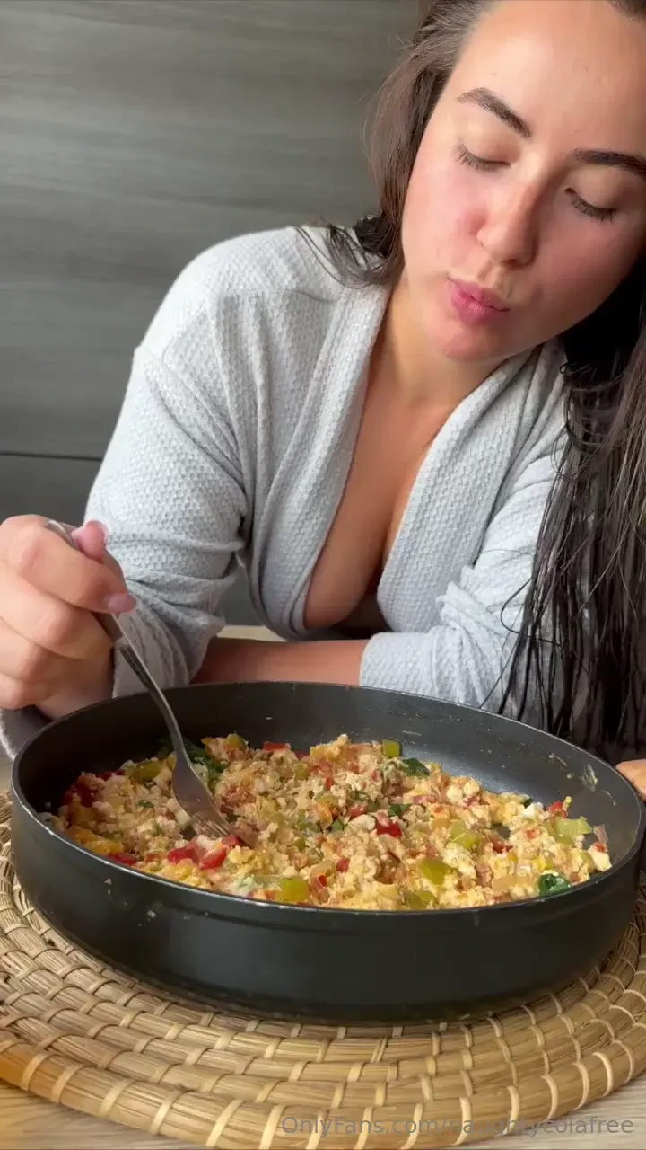 It was breakfast time i was really hungry 