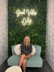 Good vibes only part 104