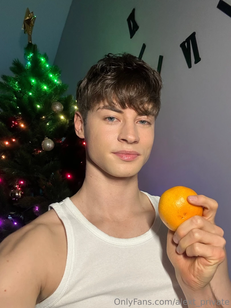 Do u associate tangerines with the new year 