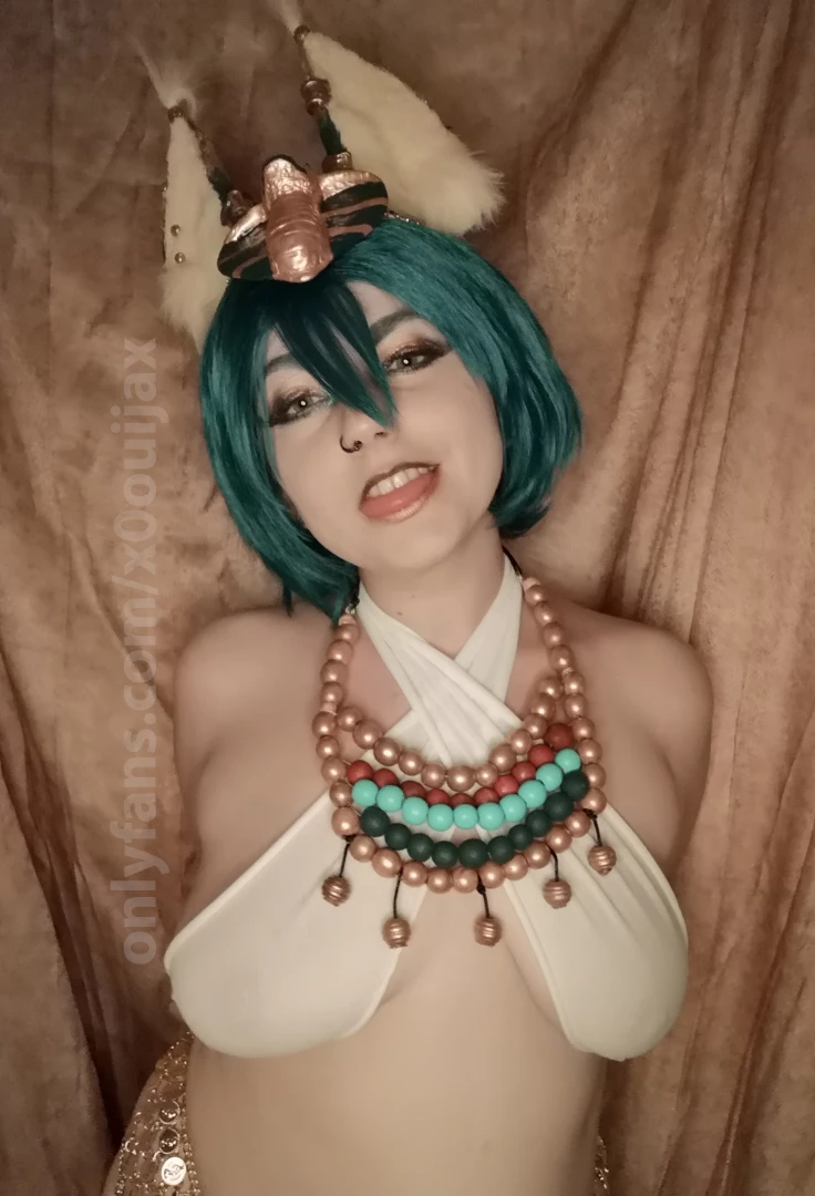 I love this costume so much t t 