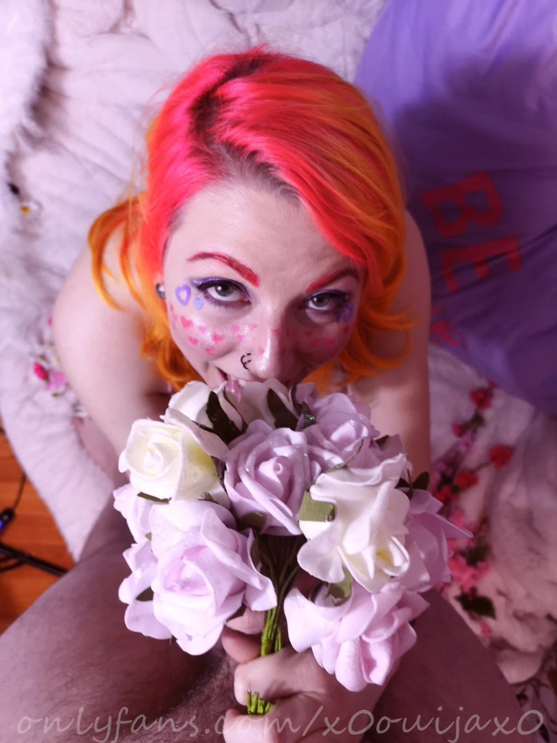 Want to see me enjoy the candy i got for valentine s day come ooon you 