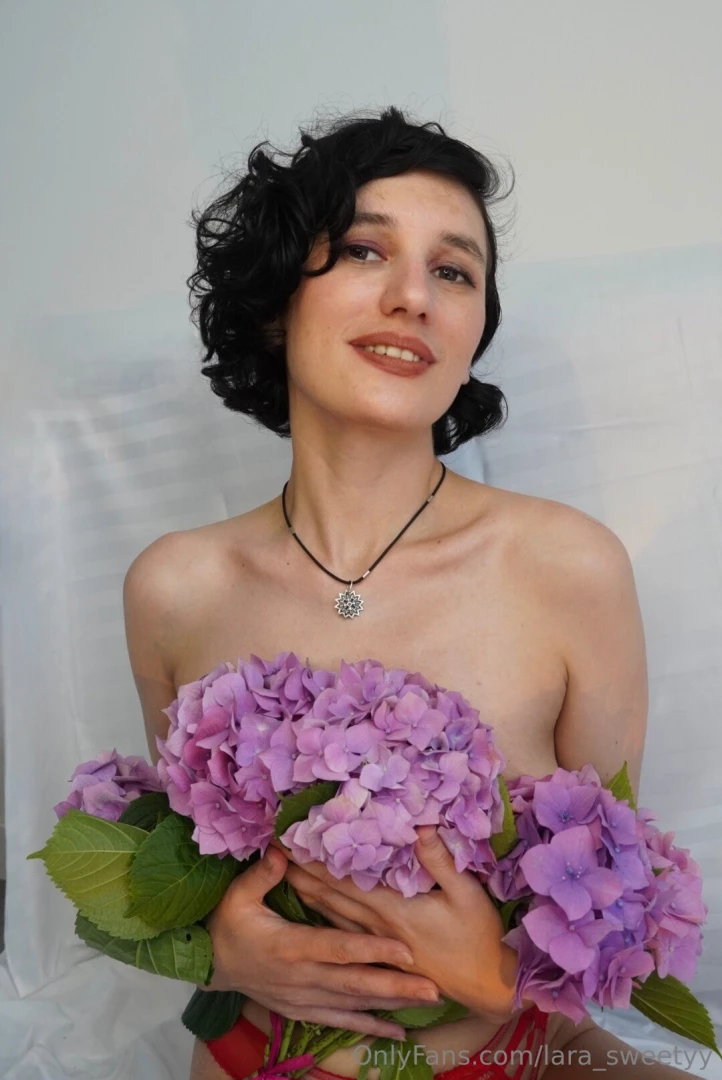 A smile is always good because it reveals a simple inner world of a part 1 