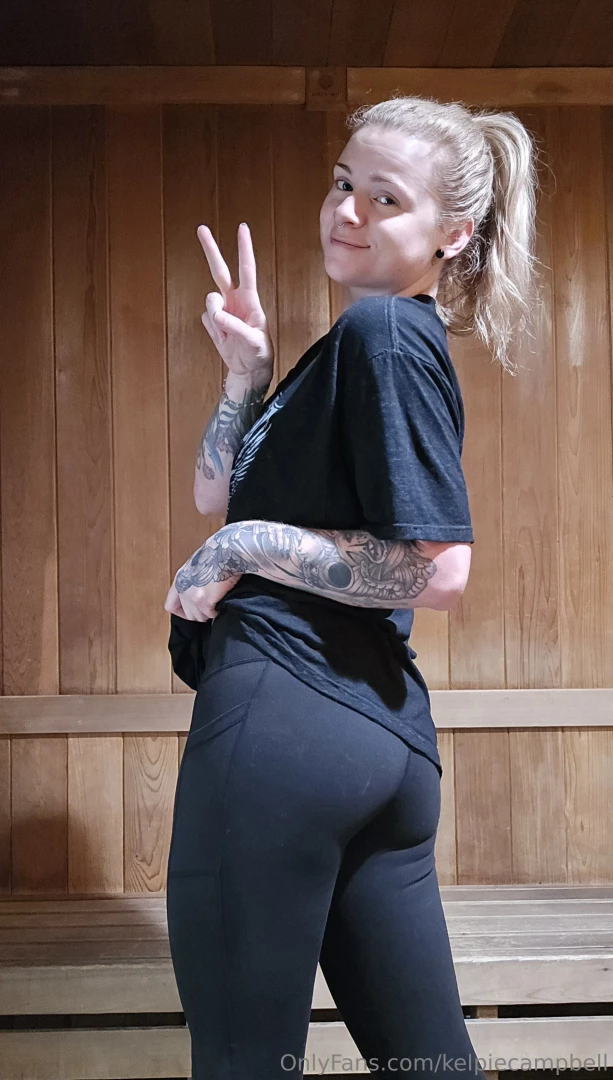 Starting this year off with a sauna and gym sesh you guys have been so 