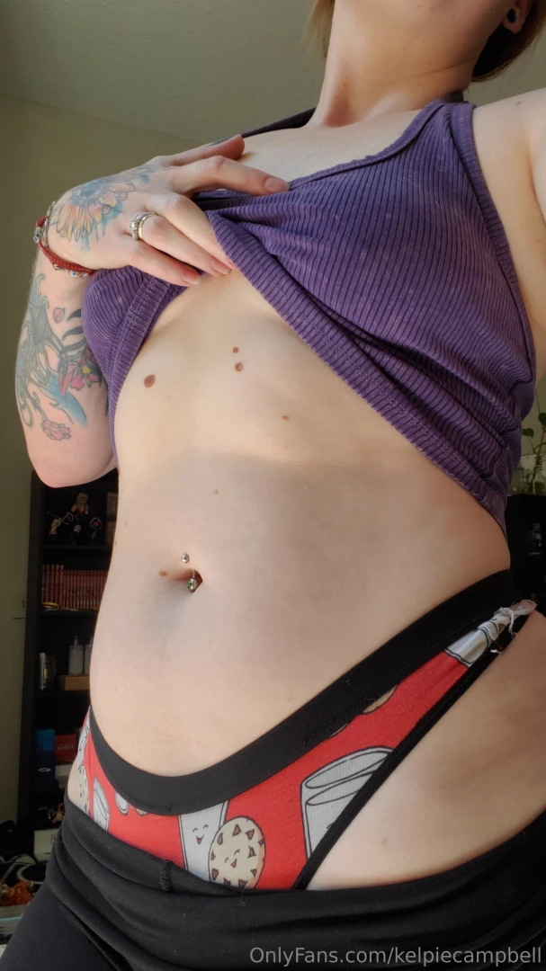 Quick text post swipe to see my muscle tone building you guys are part 2 