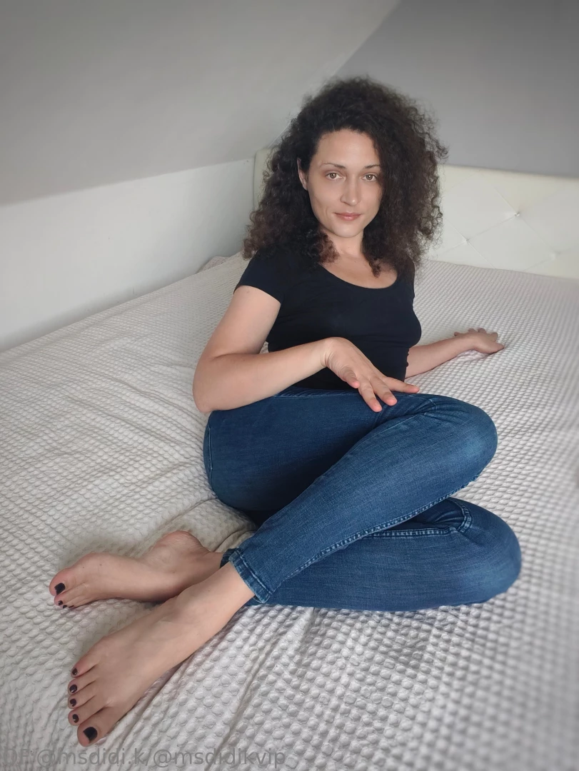 Socks and non socks edition free available on my vip https onlyfans 