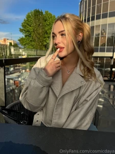 Hi i m an ordinary student living in serbia a country with a unique