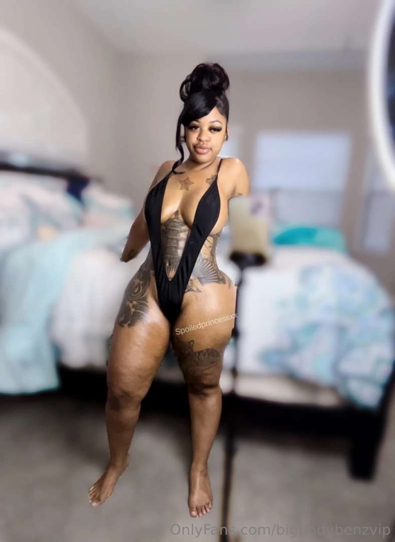 Should i be a good girl or a naughty one part 2 