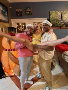 Trying to get your fingers in vs when you get your fingers in no part 1