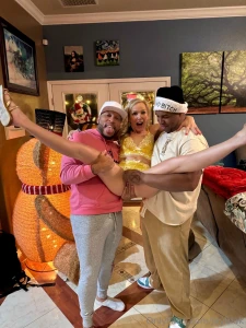 Trying to get your fingers in vs when you get your fingers in no