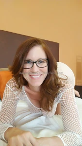 Stop scrolling for a bit and join me in dms