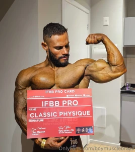 Pro classic physique