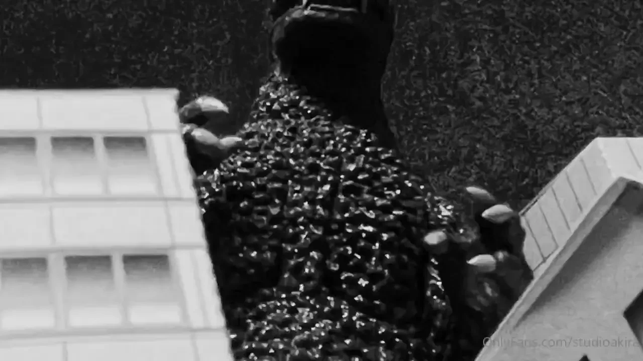 New mega giant touma and the transferred city - part 1 english sub 