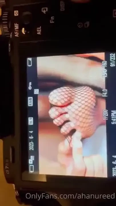 Foot photos what do you what to see more close ups on 