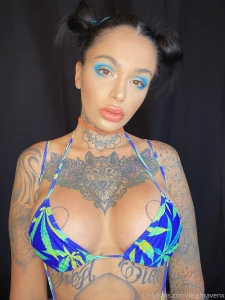 Make mommy proud and send a tip now