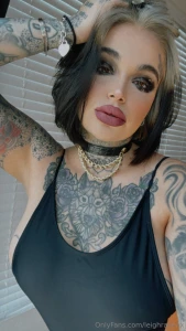 Make sure you re on your knees before opening my dms