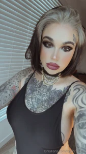 Make sure you re on your knees before opening my dms part 1