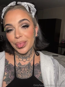 This look says you ll obey and thank me