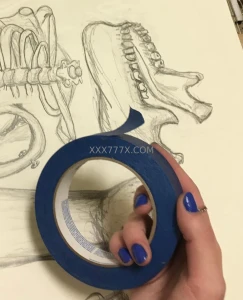 I know a lot of you have a foot fetish but what about a hand fetish