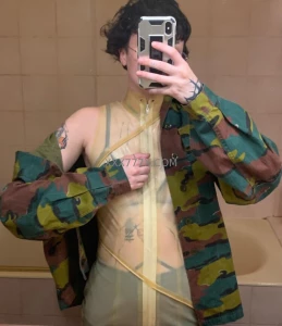 Old pictures of me which one is your favorite part 1