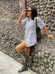 Let s take a walk through medellin