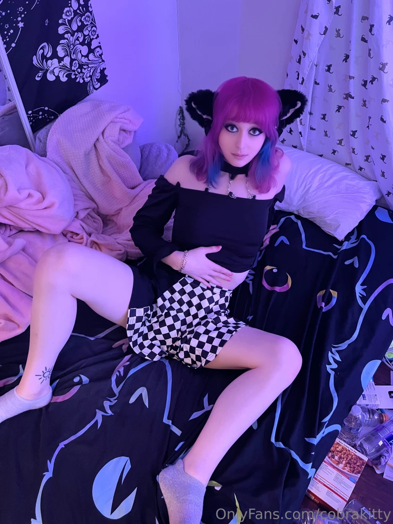 I masturbated thrice in the last hour can you distract me or fix me part 2 