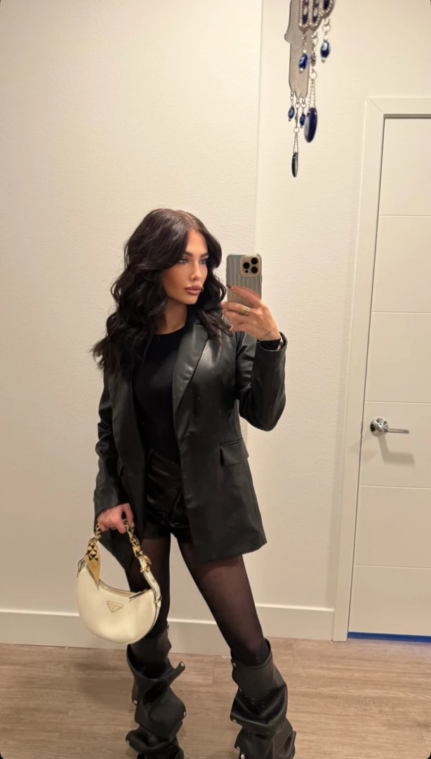 All dressed up with no place to tease where to go 