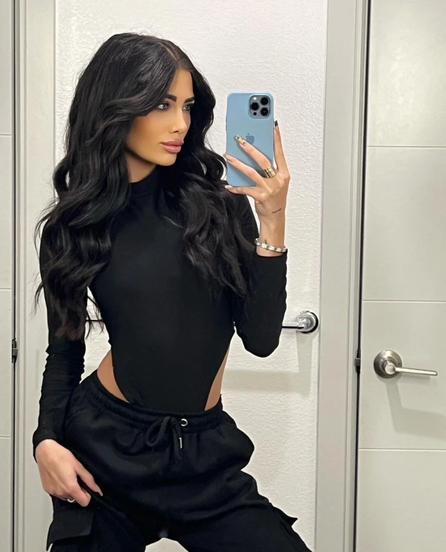 This face certified heartbreaker 