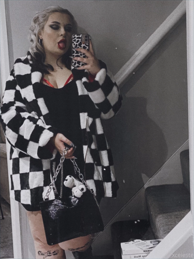 Some pictures of my halloween costumes hehe part 1 