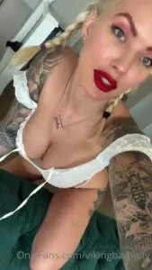 Fuck a fan fun he comes into my house nervously pulls out his cock and part 1