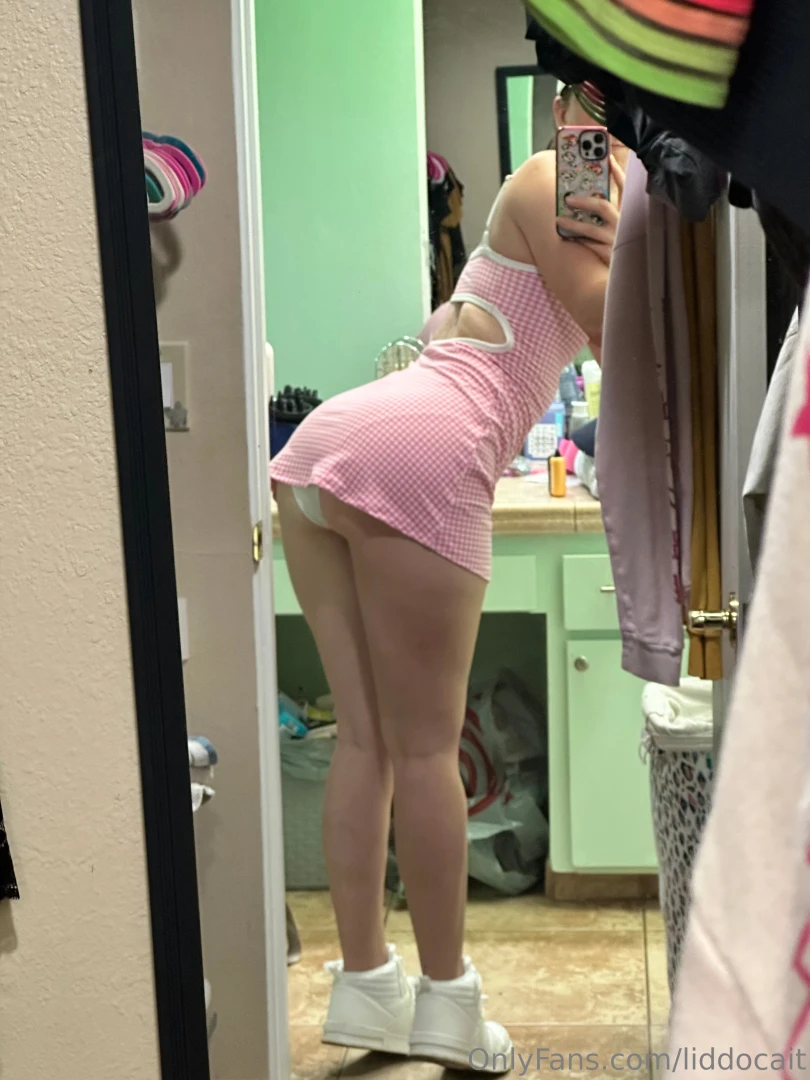 Mirror selfie dump from this month did you guys know that if every 