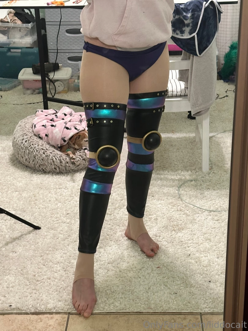 I ve been so busy churning this cosplay out for an event in march but 