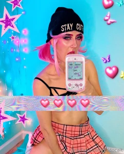 Did yall think i d leave you pent up and waiting