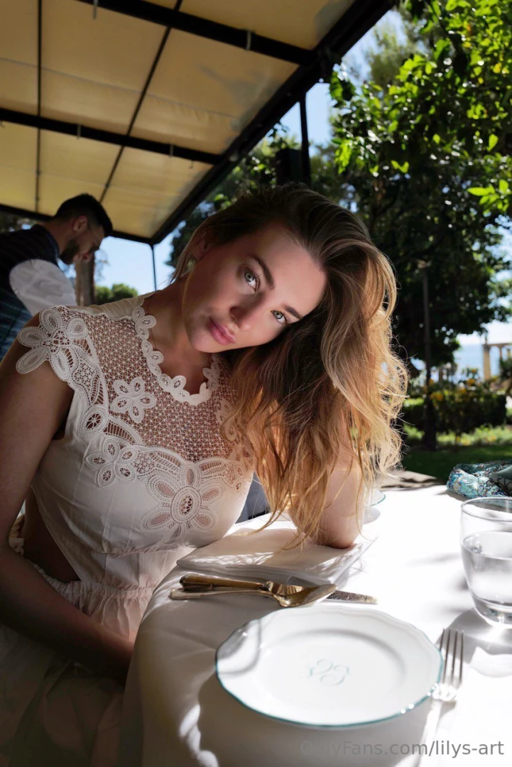 Bet you can t keep your eyes off me part 2 