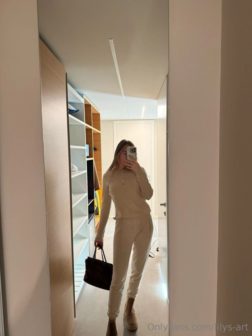 What do you think of my outfit choice 