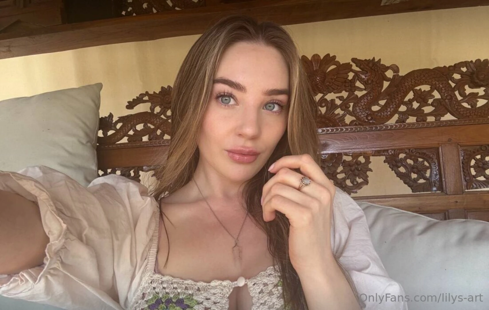 Eyes up but i know you re already hooked 