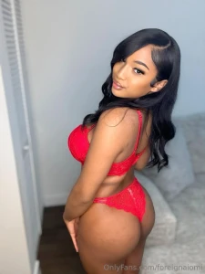 This body isn t going to worship itself volunteers