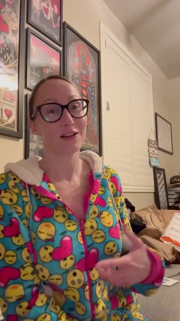 Big update please listen sadly that slip i took in nyc did a number on 