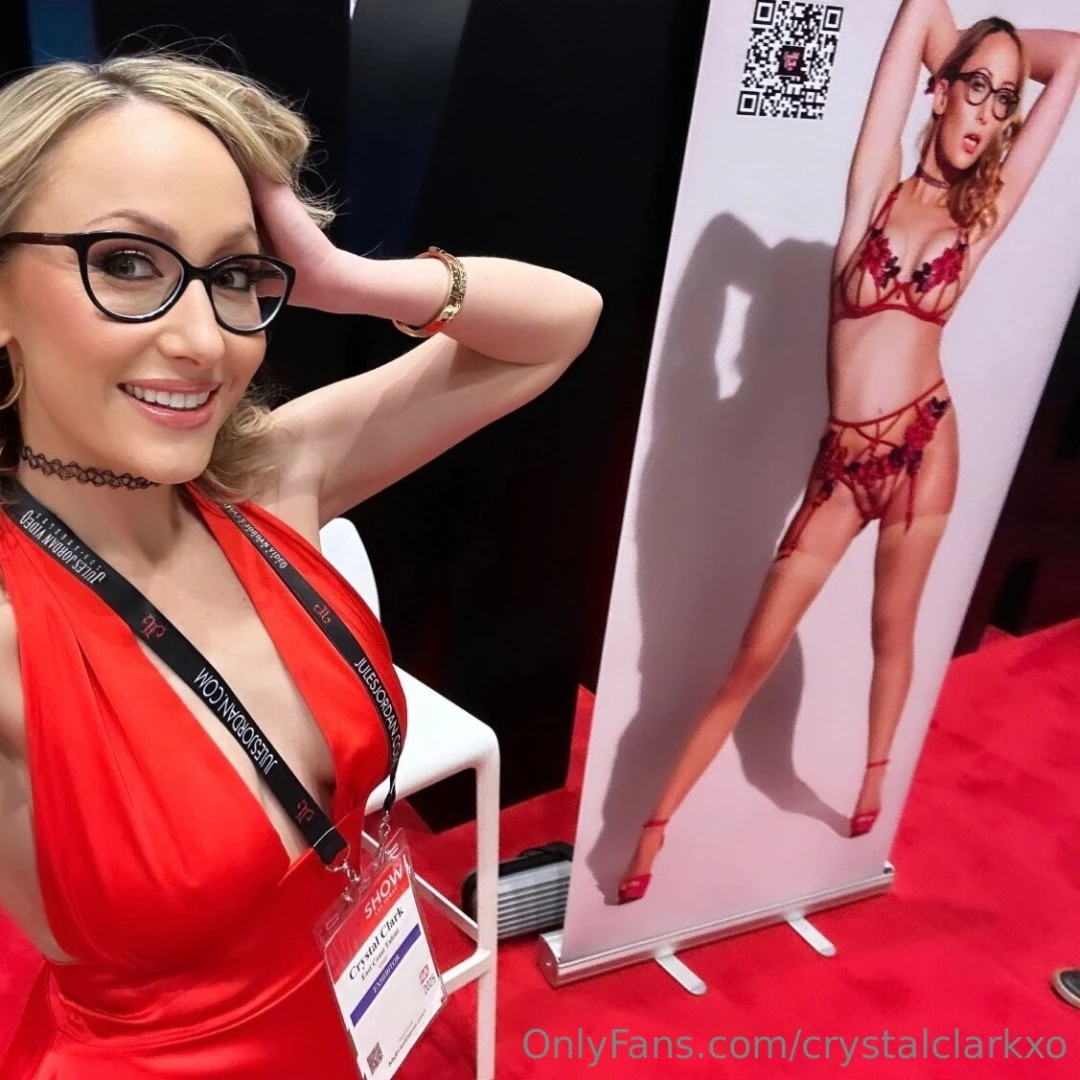 So i was only able to sign the first day of the avn expo due to an 