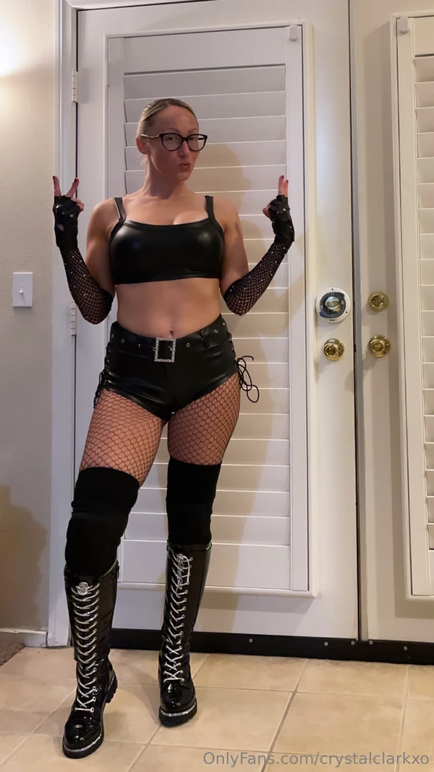 Due to unfortunate events i have pulled off the show due to safety part 1 