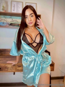 She emilylopez777 is just waiting to get wet with you while playing he part 5